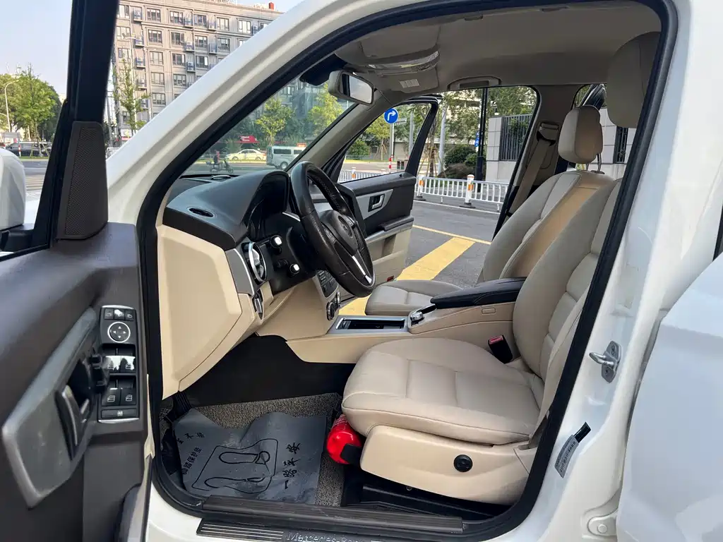 Mercedes-Benz GLK-Class — миниатюра 12