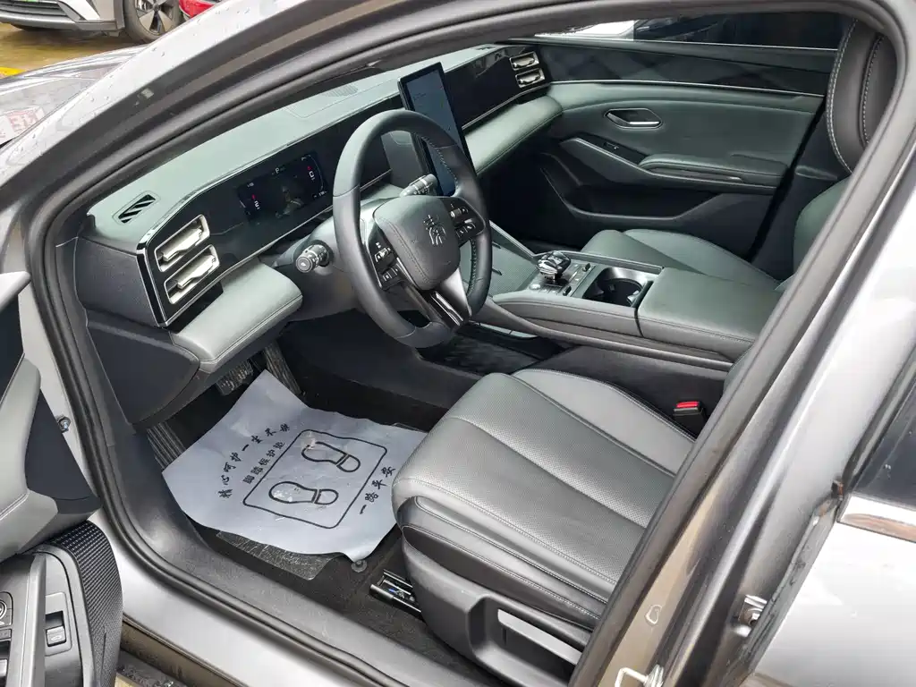 BYD Qin L L 2024 DM-i 80KM Lead