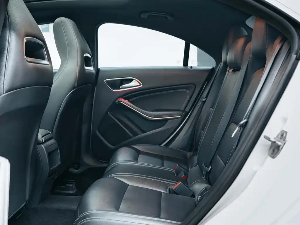 Mercedes-Benz CLA (Import) — миниатюра 10