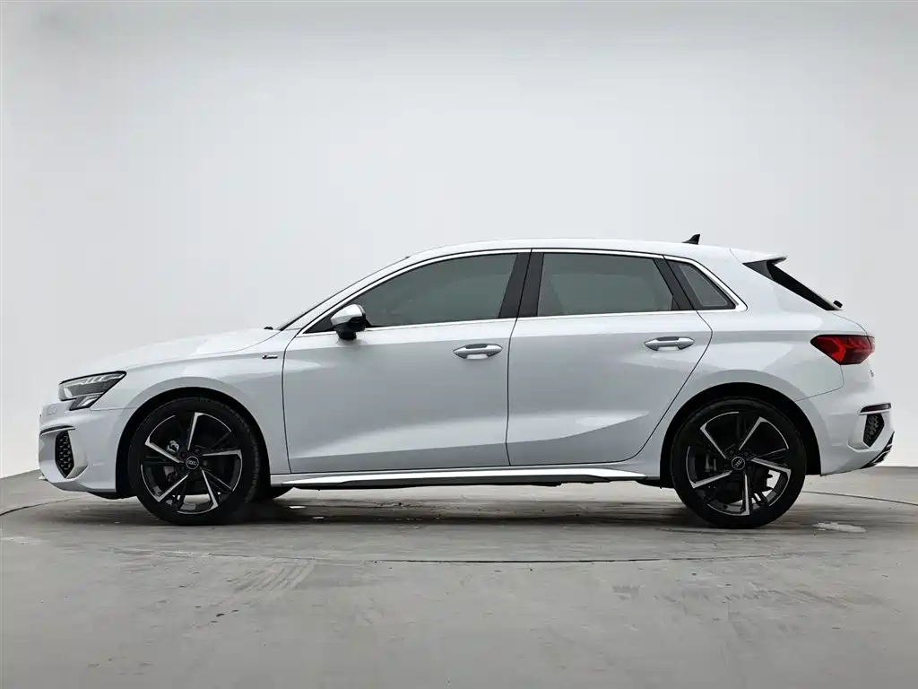 Audi A3 2022 Sportback 35 TFSI Fashion Sport