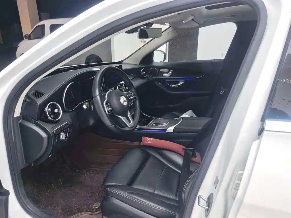 Mercedes-Benz C-Class — миниатюра 4