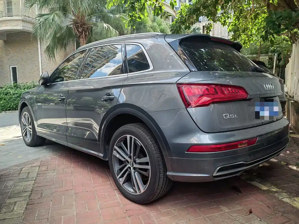 Audi Q5L — миниатюра 7