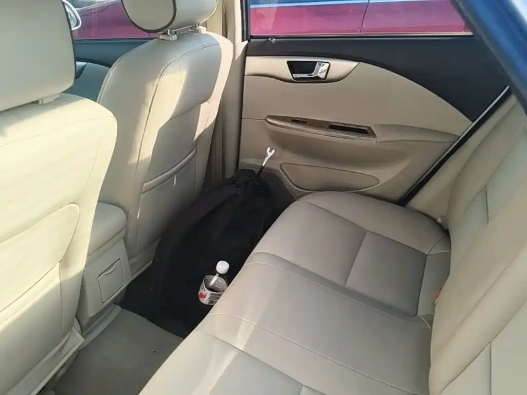 Buick Excelle — миниатюра 17