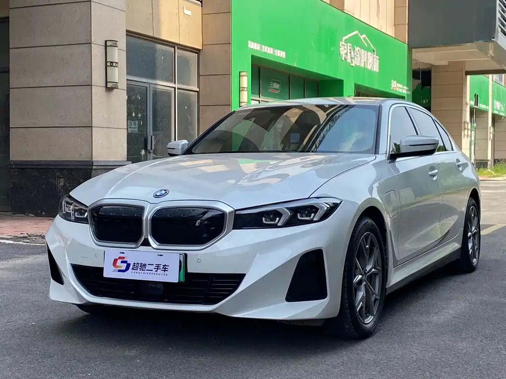 BMW i3 2024 eDrive 35 L