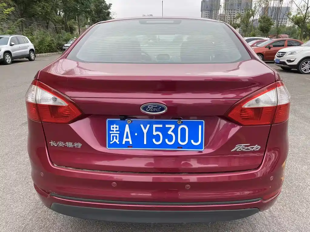 Ford Fiesta — миниатюра 9