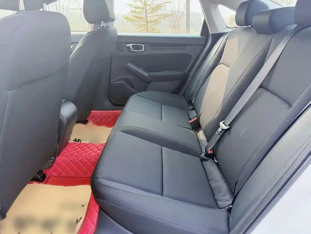 Honda Civic — миниатюра 10