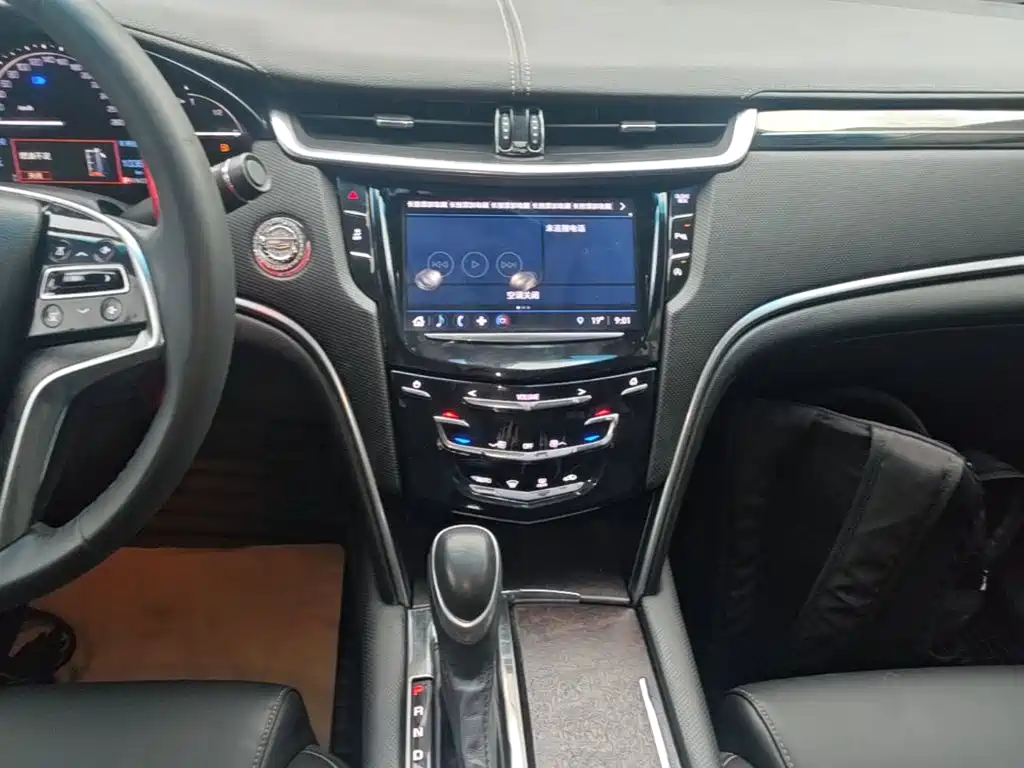 Cadillac XTS — миниатюра 13