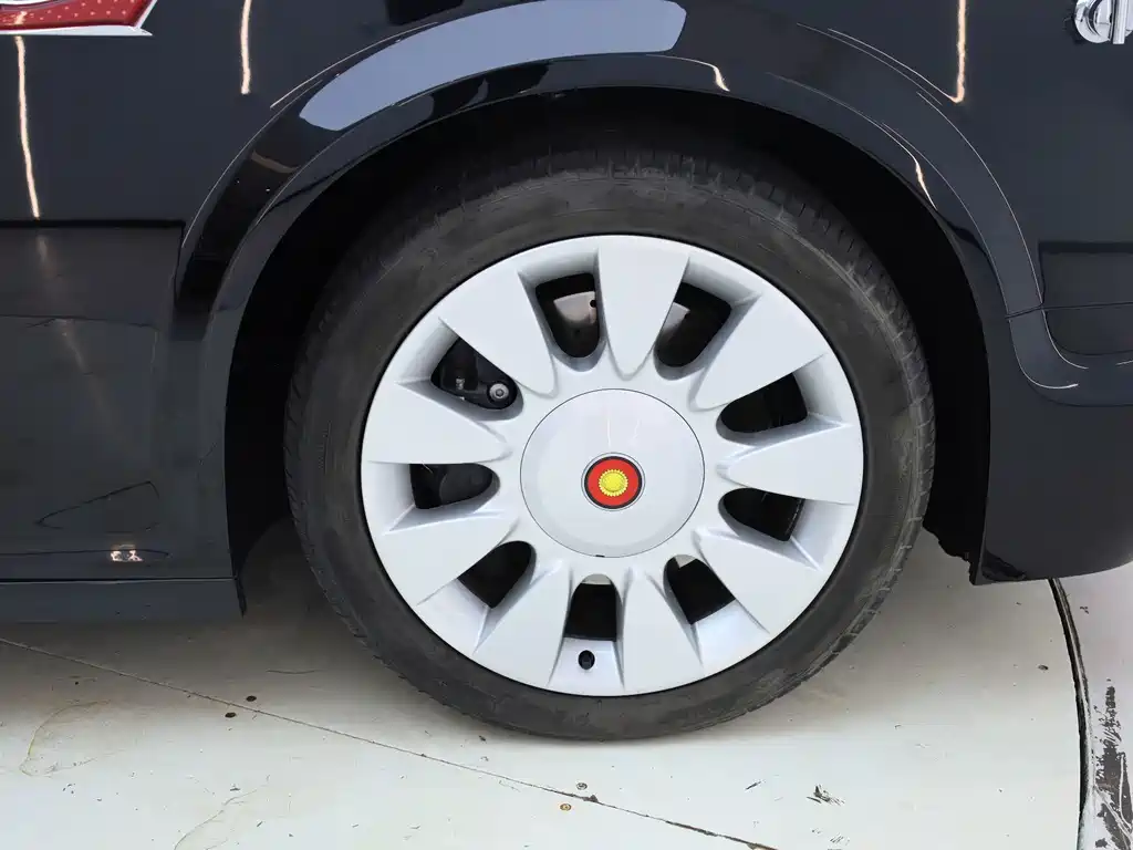 Hongqi — миниатюра 10