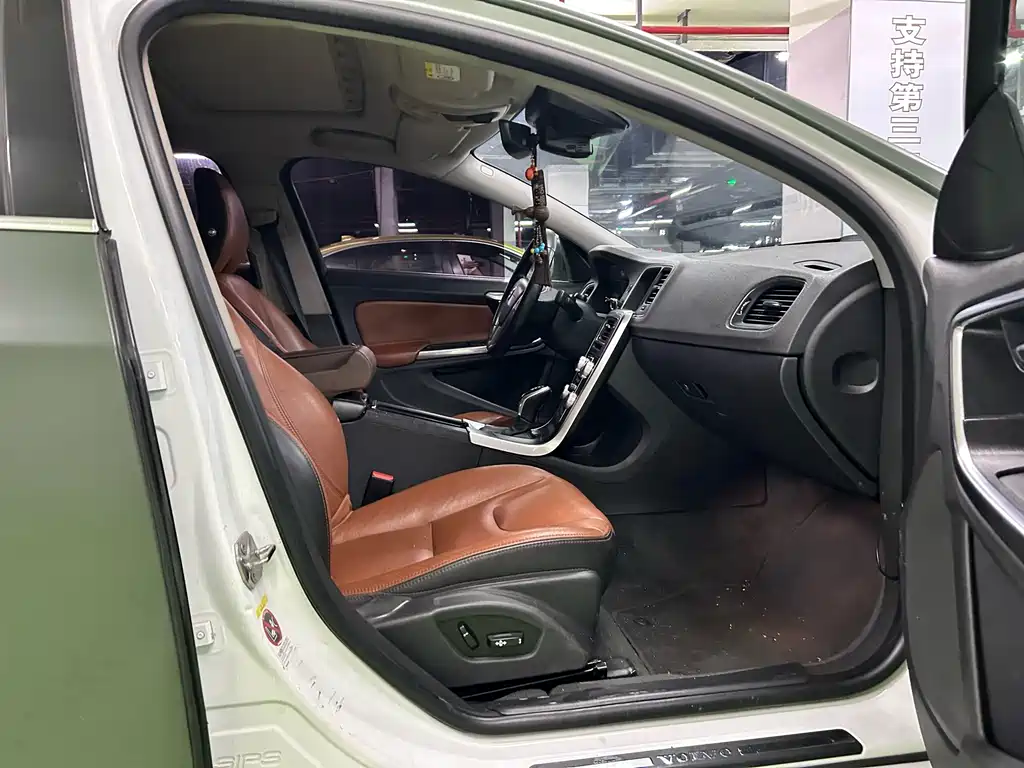 Volvo S60 2018 S60L T3