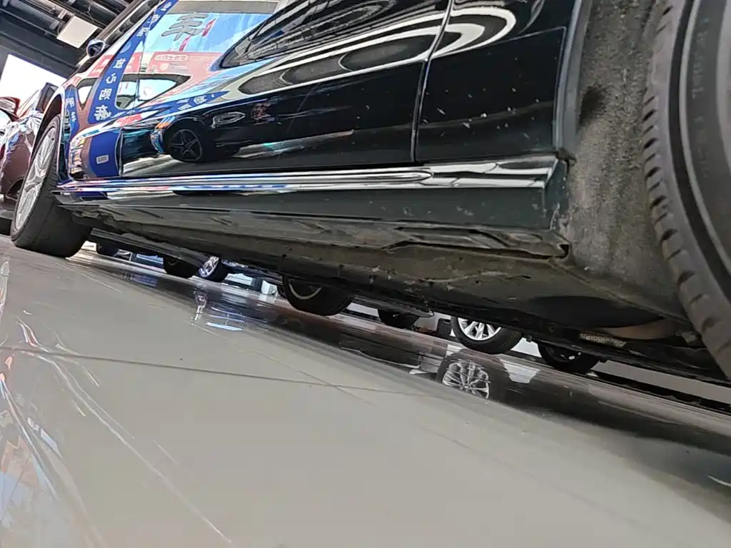 Audi A6L — миниатюра 21