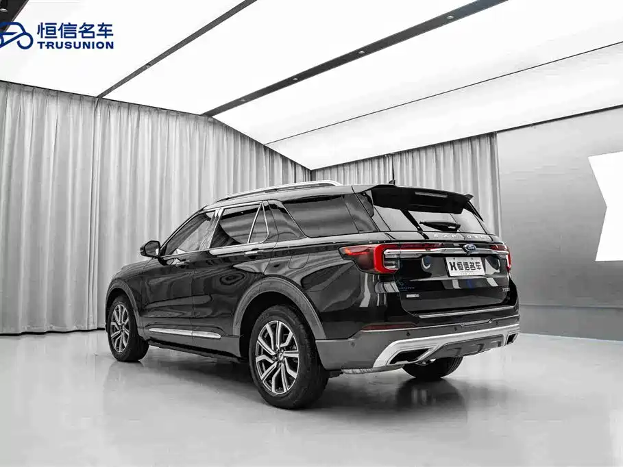 Ford Explorer — миниатюра 7
