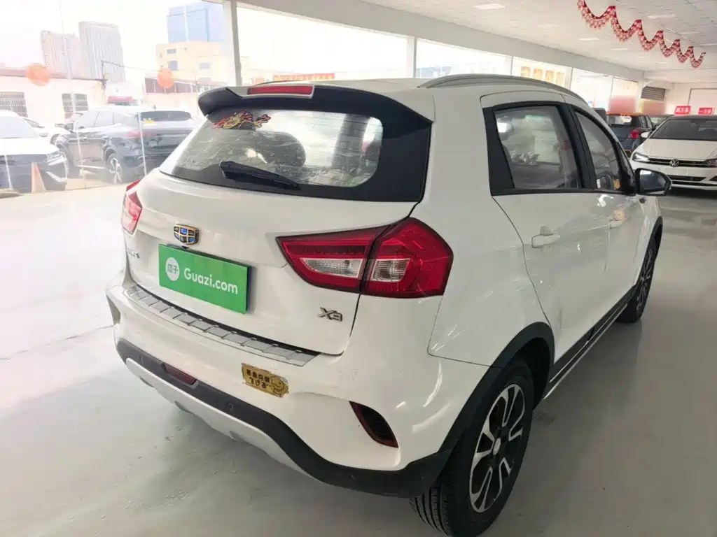 Geely Vision X3 — миниатюра 7