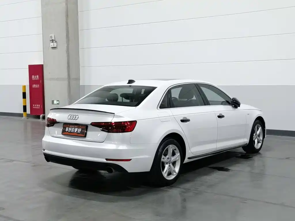 Audi A4L — миниатюра 2