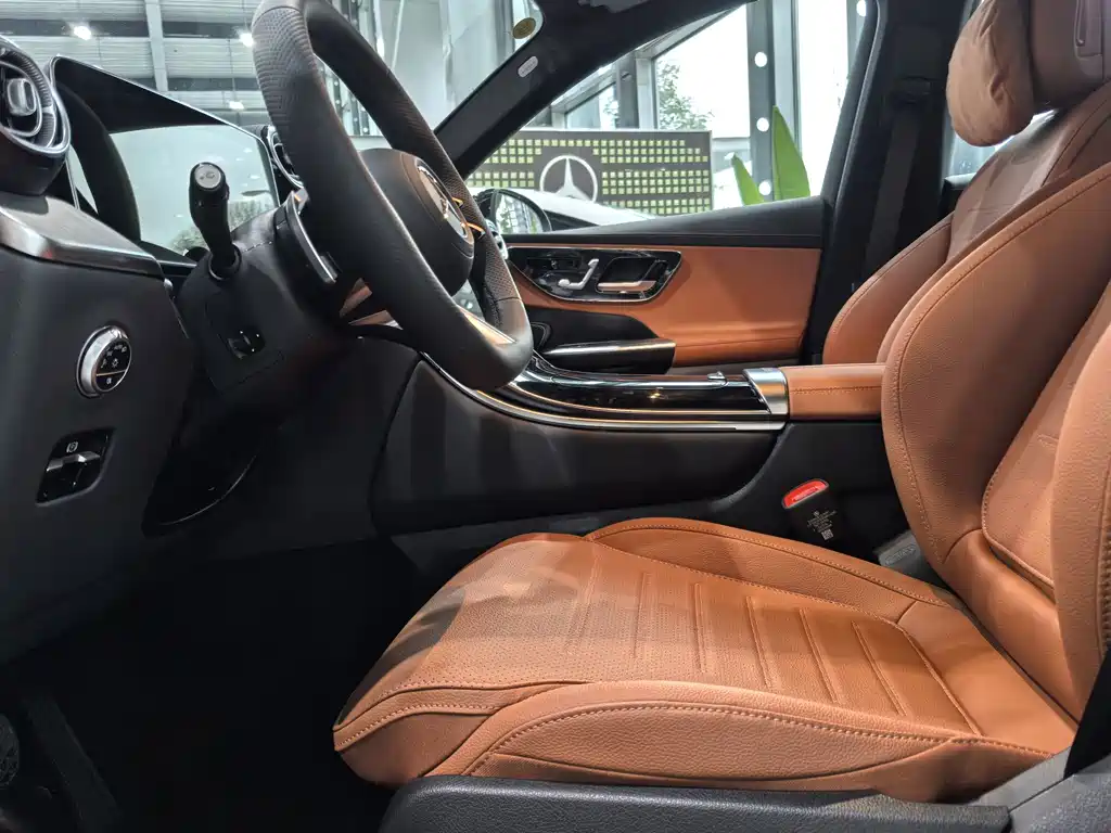 Mercedes-Benz GLC — миниатюра 7