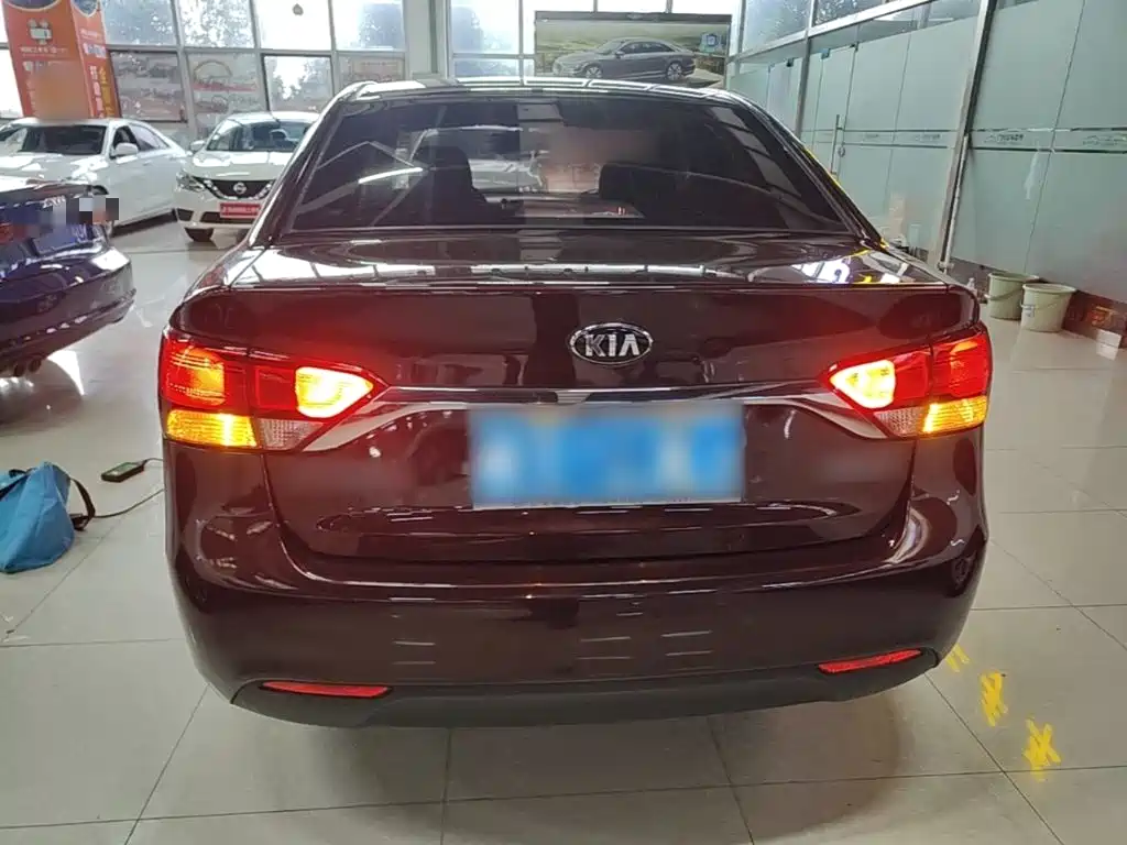 Kia Forte — миниатюра 6