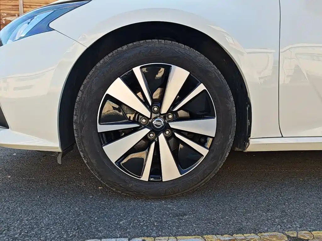Nissan Teana — миниатюра 23