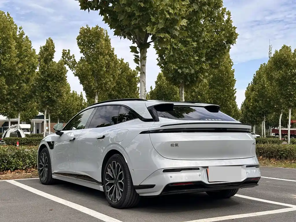 Zeekr 007GT — миниатюра 7