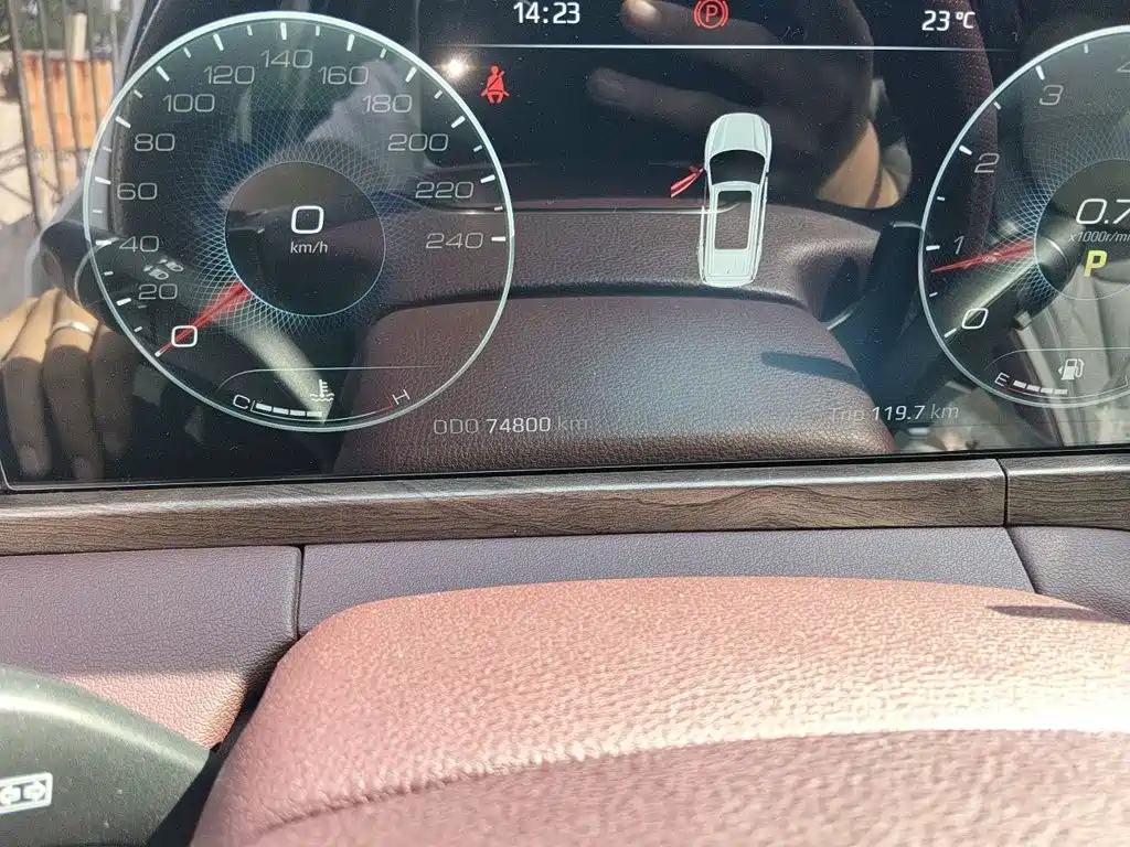 Ford Equator — миниатюра 8