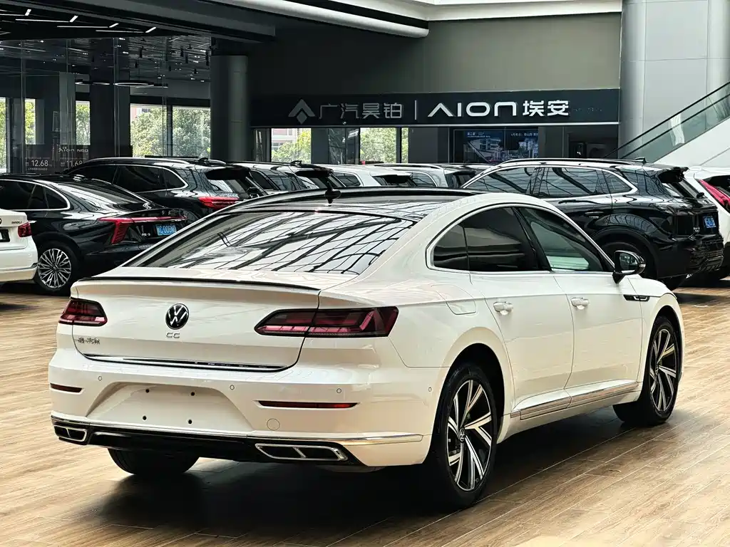 Volkswagen CC — миниатюра 9