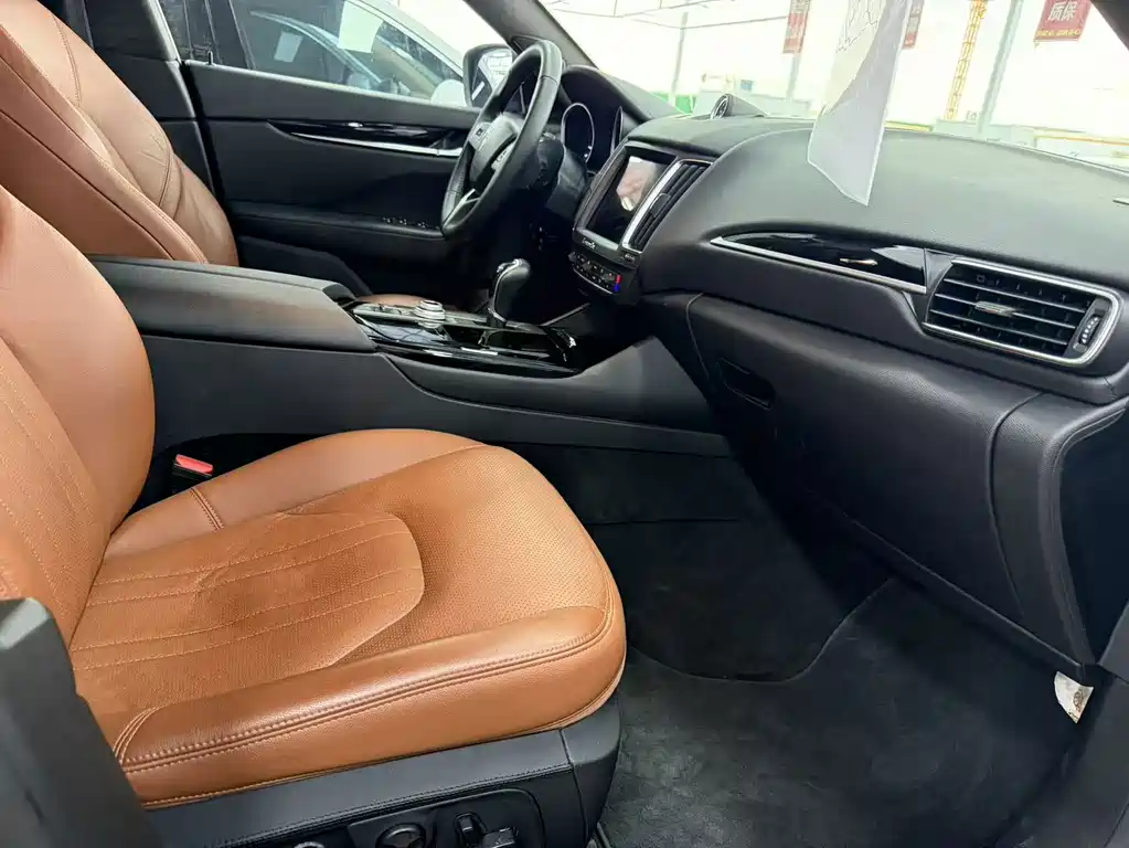 Maserati Levante — миниатюра 14