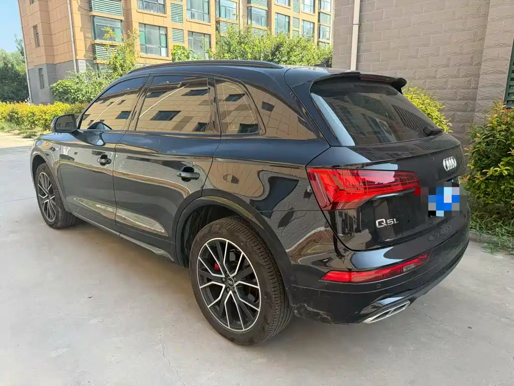 Audi Q5L — миниатюра 9