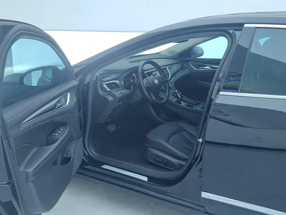 Buick LaCrosse 2022 552T Luxury
