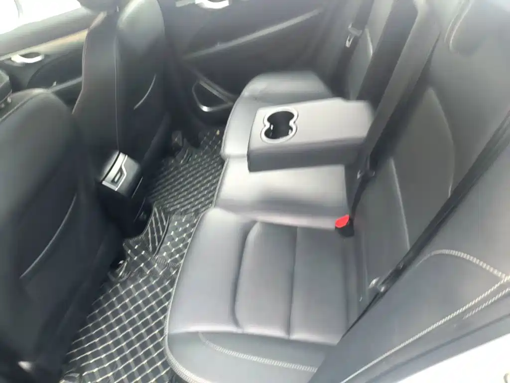 Geely Emgrand — миниатюра 17