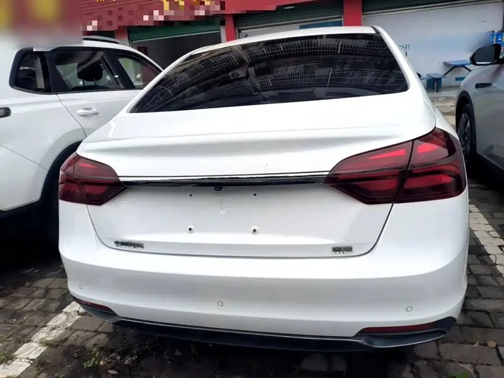 Geely Emgrand — миниатюра 6