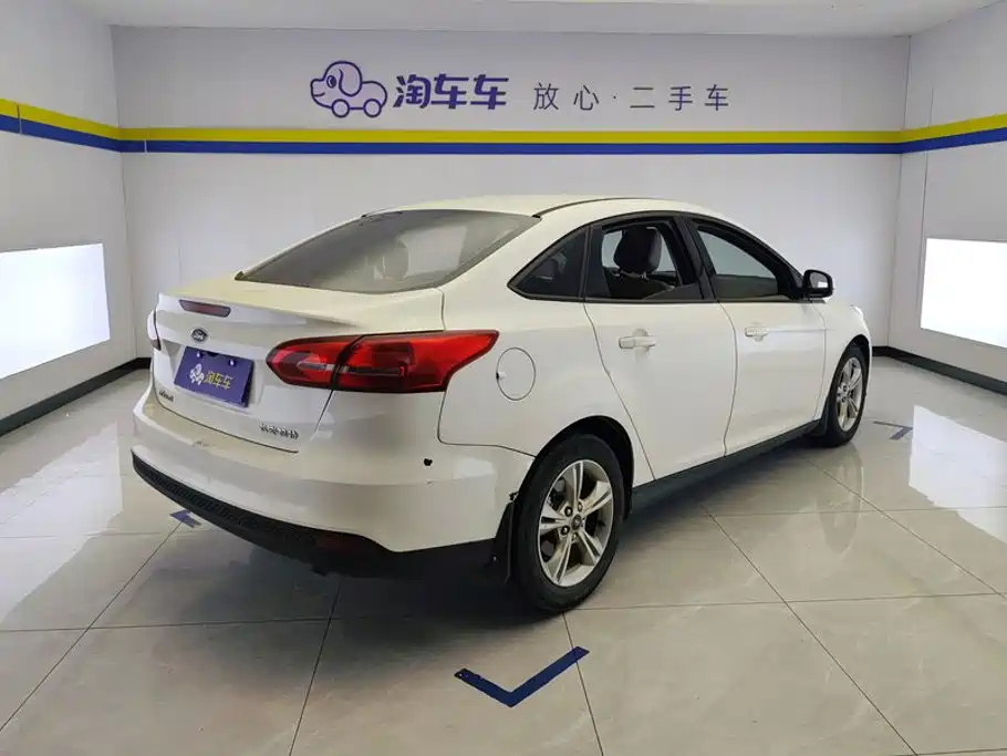 Ford Focus — миниатюра 3