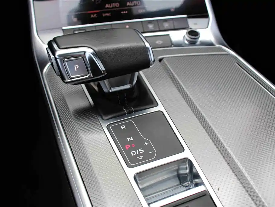 Audi A6L — миниатюра 8