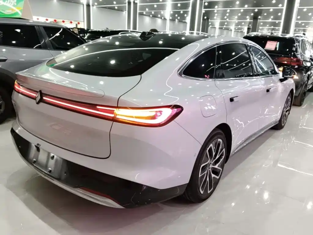 Baojun Xiangjing — миниатюра 7