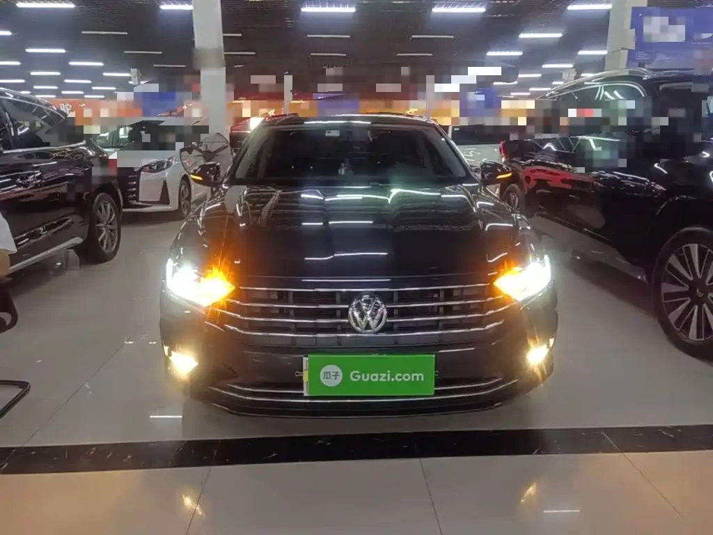 Volkswagen Sagitar — миниатюра 3