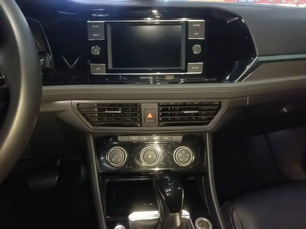 Volkswagen Sagitar — миниатюра 13