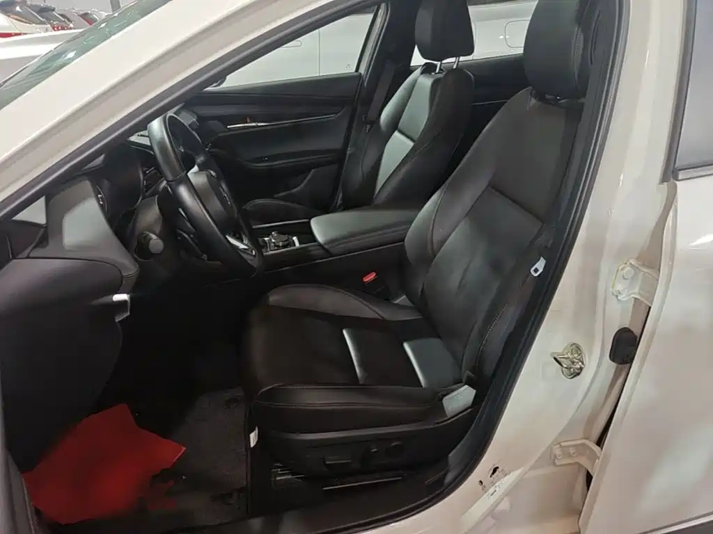 Mazda 3 Axela — миниатюра 15