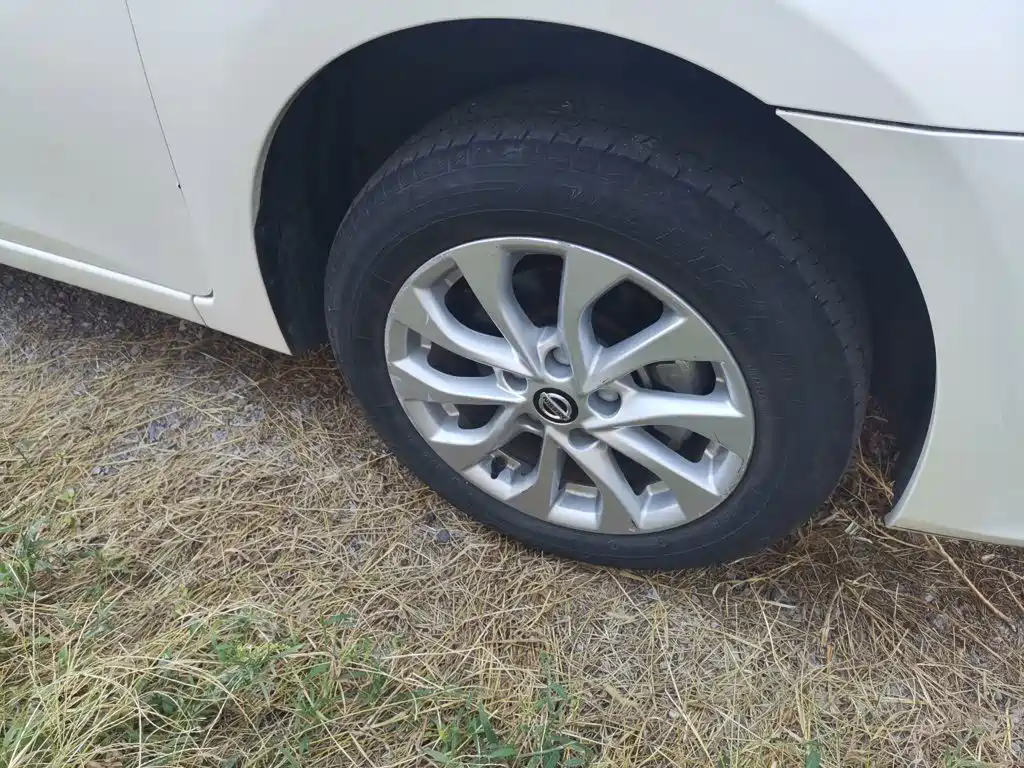 Nissan Sylphy — миниатюра 8