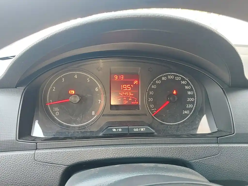 Volkswagen Santana — миниатюра 12