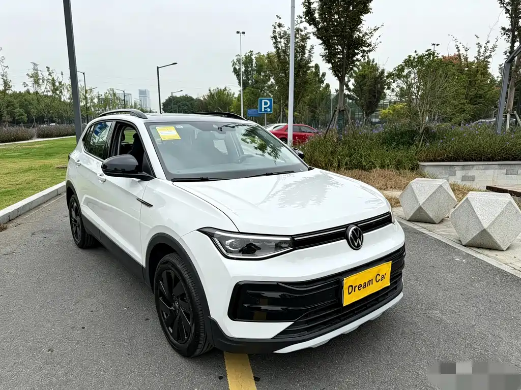 Volkswagen Tharu — миниатюра 3