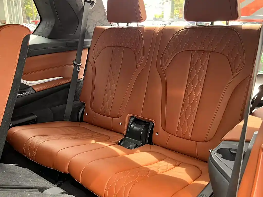 BMW X7 — миниатюра 16