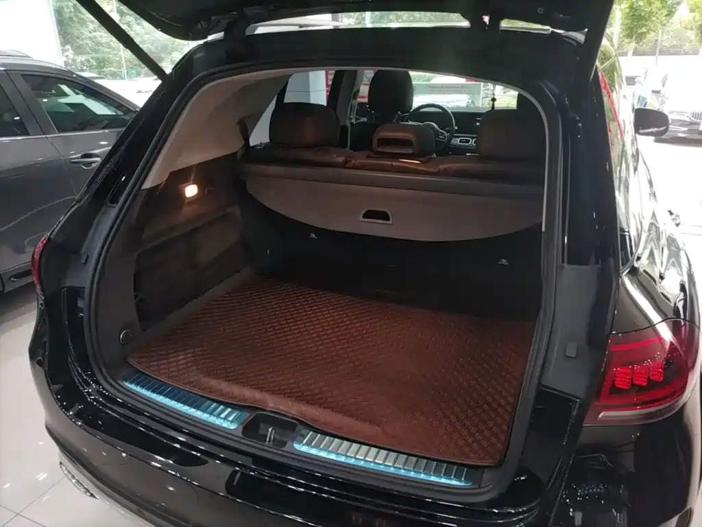 Mercedes-Benz GLE (Import) — миниатюра 19
