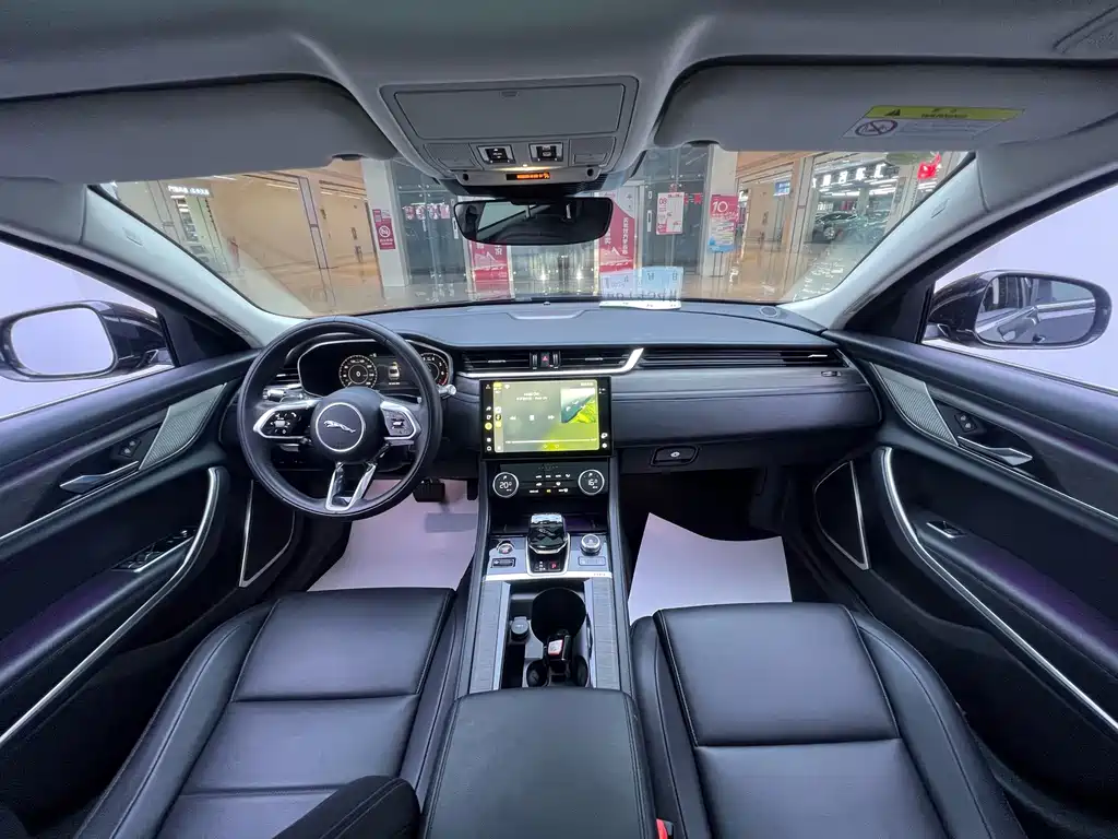 Jaguar XFL — миниатюра 21