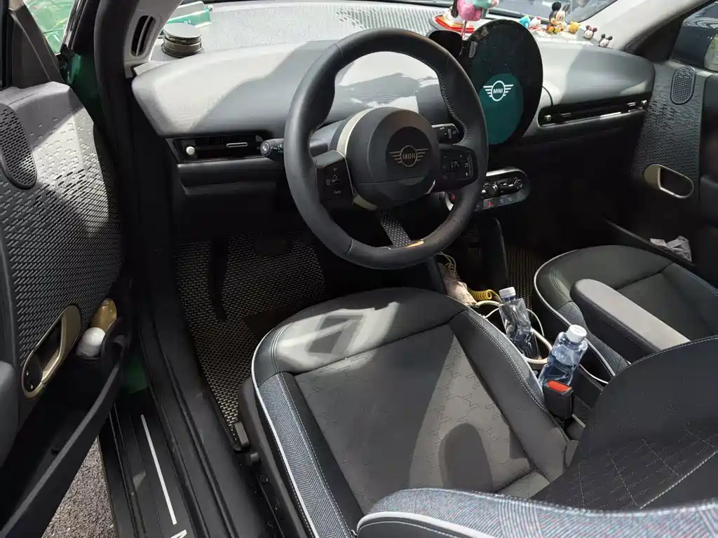Mini COOPER 2025 456km COOPER E