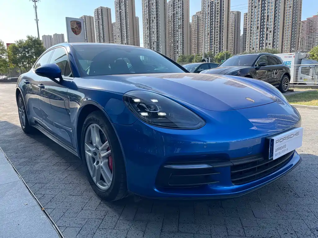 Porsche Panamera — миниатюра 5