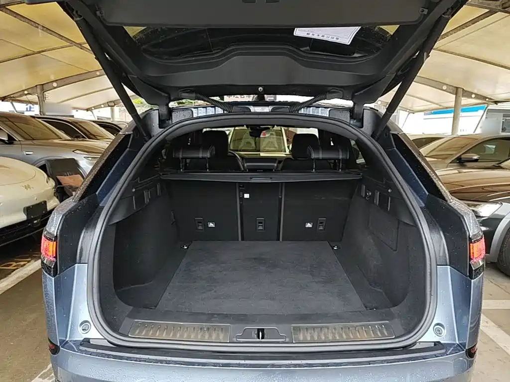 Land Rover Velar — миниатюра 19