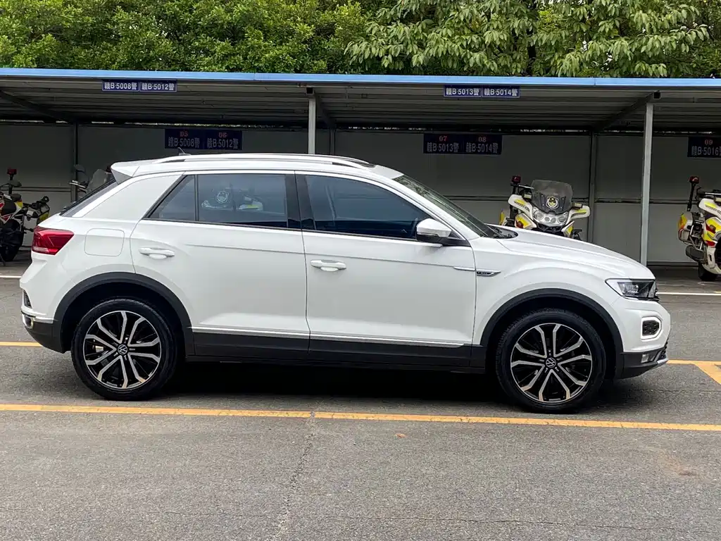 Volkswagen T-Roc — миниатюра 7
