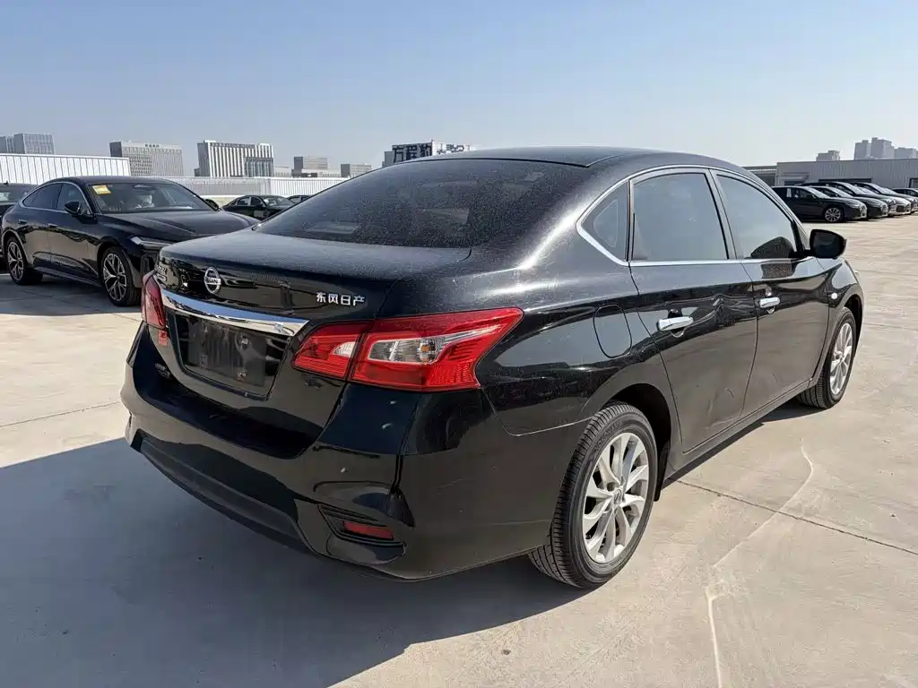 Nissan Sylphy — миниатюра 6
