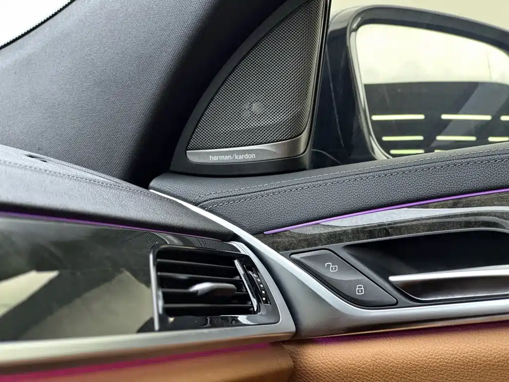 BMW 6 Series GT — миниатюра 12