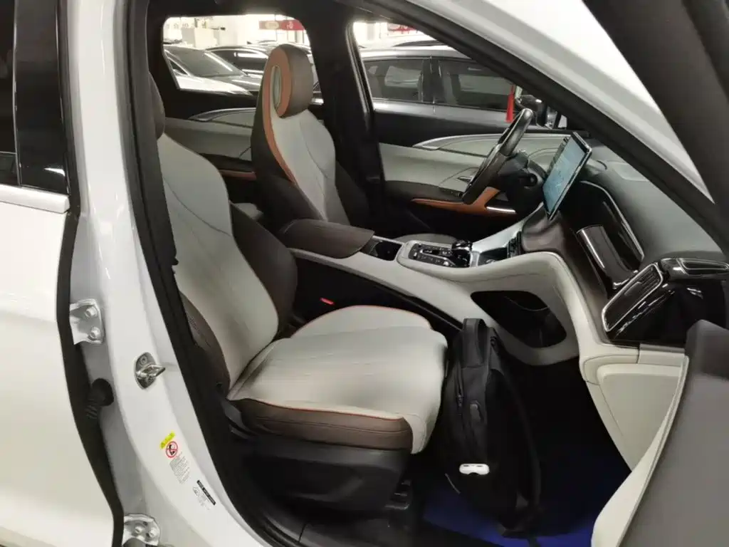 BYD Song Pro DM-i 2022 — фото 24