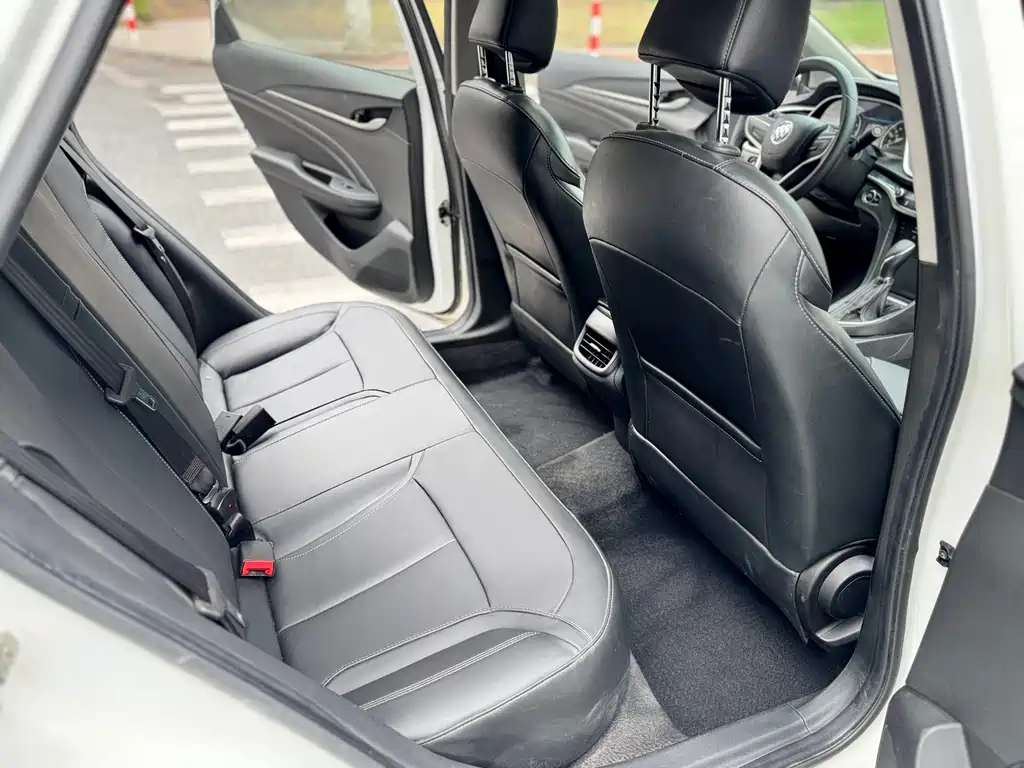 Buick Excelle — миниатюра 11
