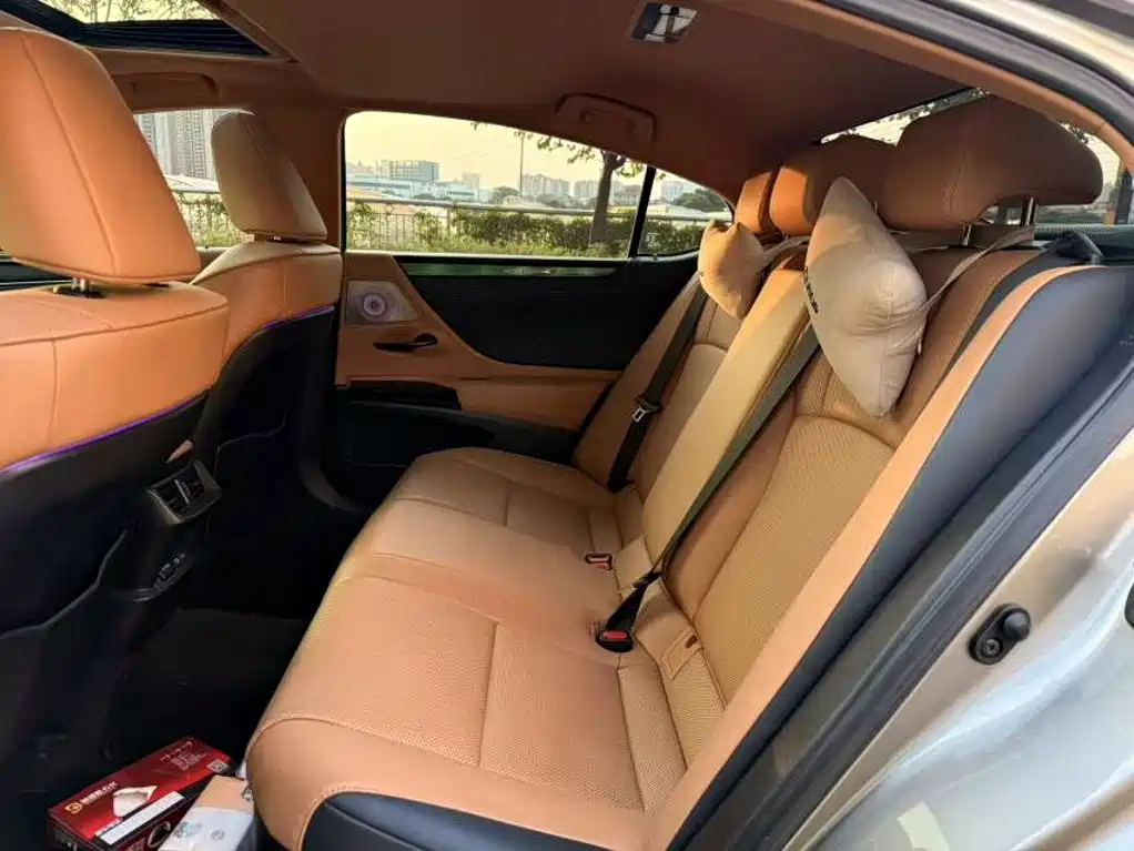 Lexus ES — миниатюра 3