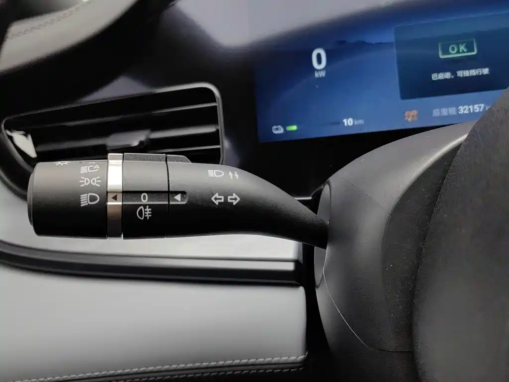 BYD Seal — миниатюра 21